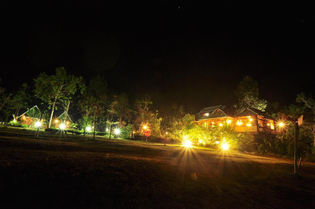 Phuphiangkhiangfah Resort Nan Pokoj fotografie